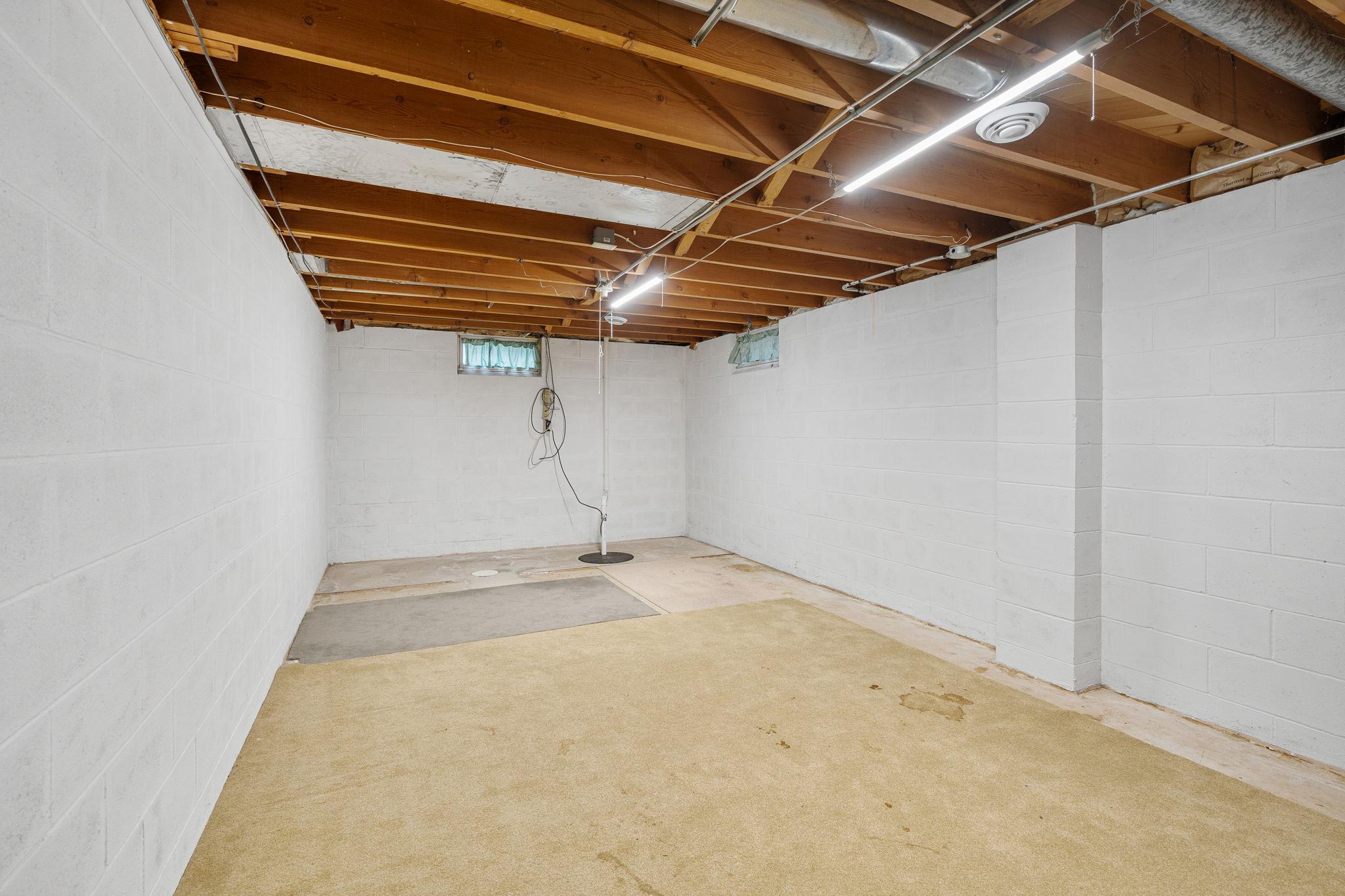 Owatonna, Minnesota 55060, United States, 3 Bedrooms Bedrooms, ,2 BathroomsBathrooms,Residential,Active,203696