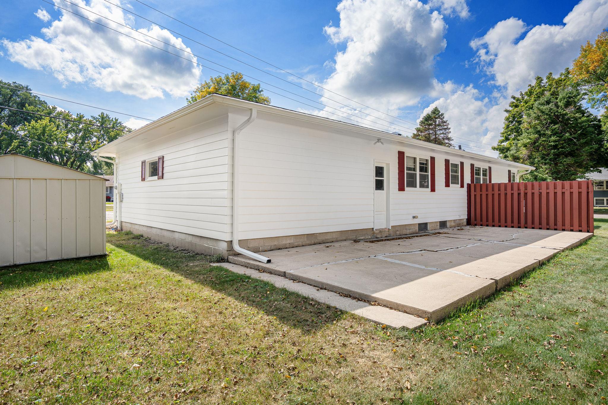 Owatonna, Minnesota 55060, United States, 3 Bedrooms Bedrooms, ,2 BathroomsBathrooms,Residential,Active,203696