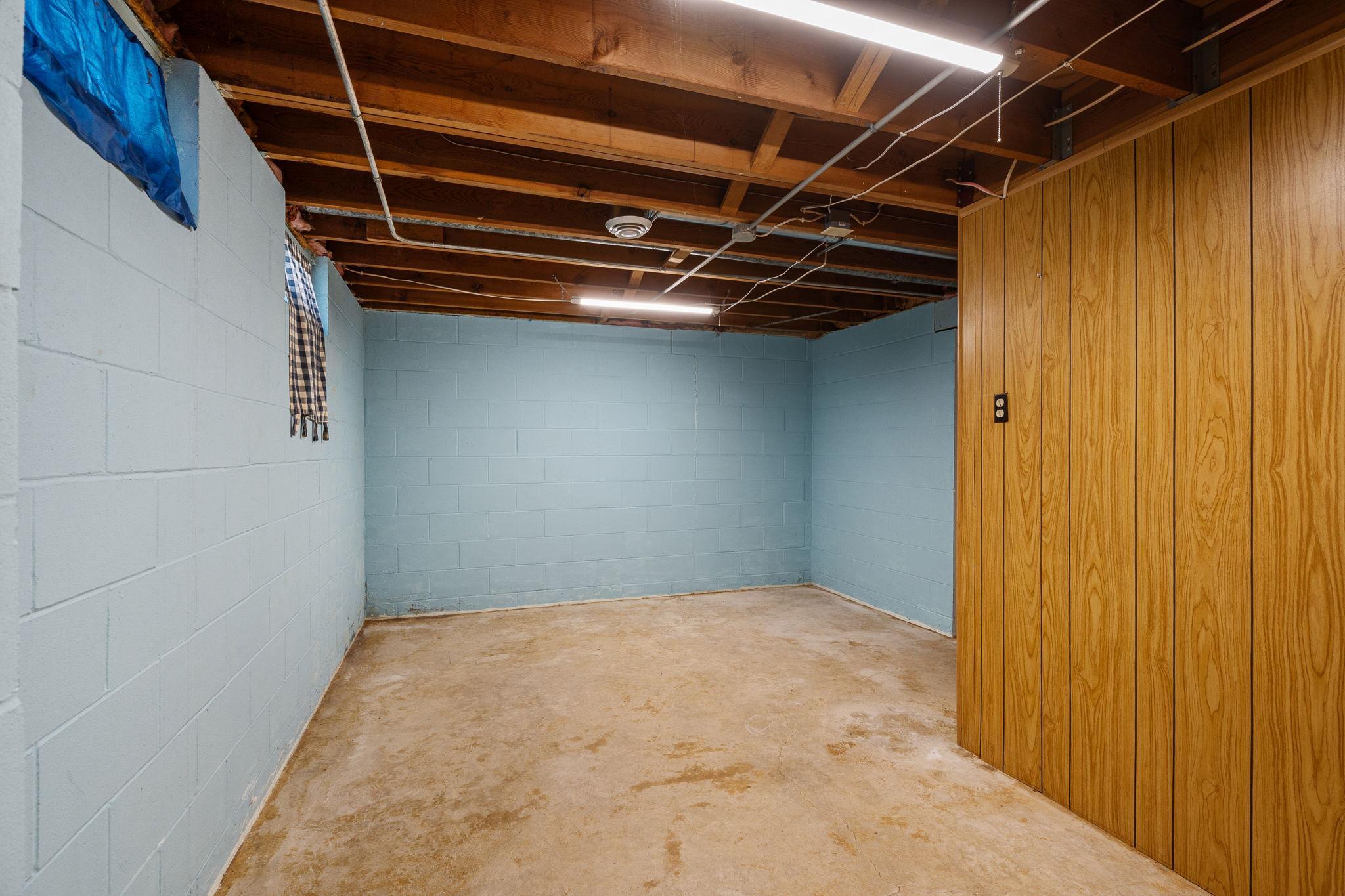 Owatonna, Minnesota 55060, United States, 3 Bedrooms Bedrooms, ,2 BathroomsBathrooms,Residential,Active,203696