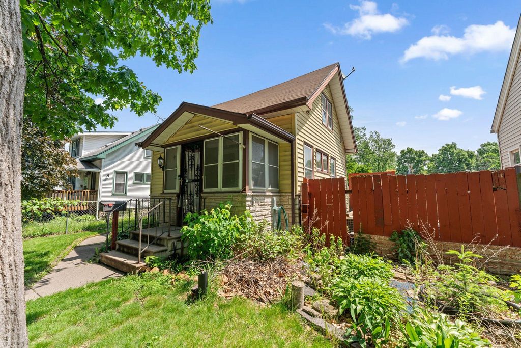Photo of 4514 Bryant Avenue N, Minneapolis, MN 55412 (MLS # 7080238)