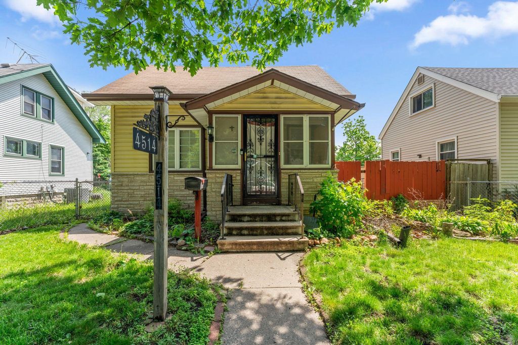 Photo of 4514 Bryant Avenue N, Minneapolis, MN 55412 (MLS # 7080238)