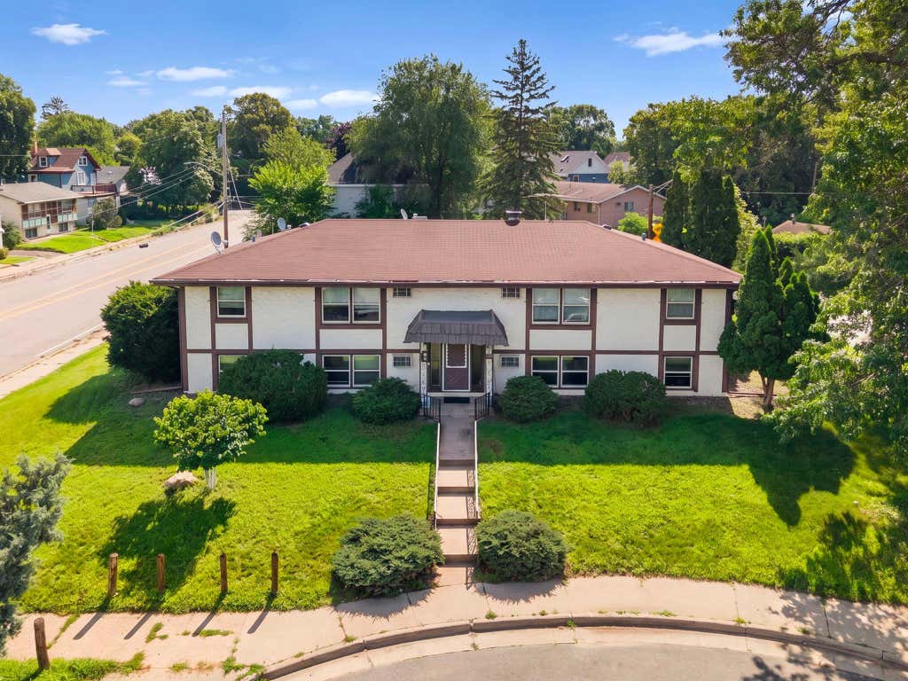 Photo of 901 4th Street NE, Minneapolis, MN 55413 (MLS # 7111414)