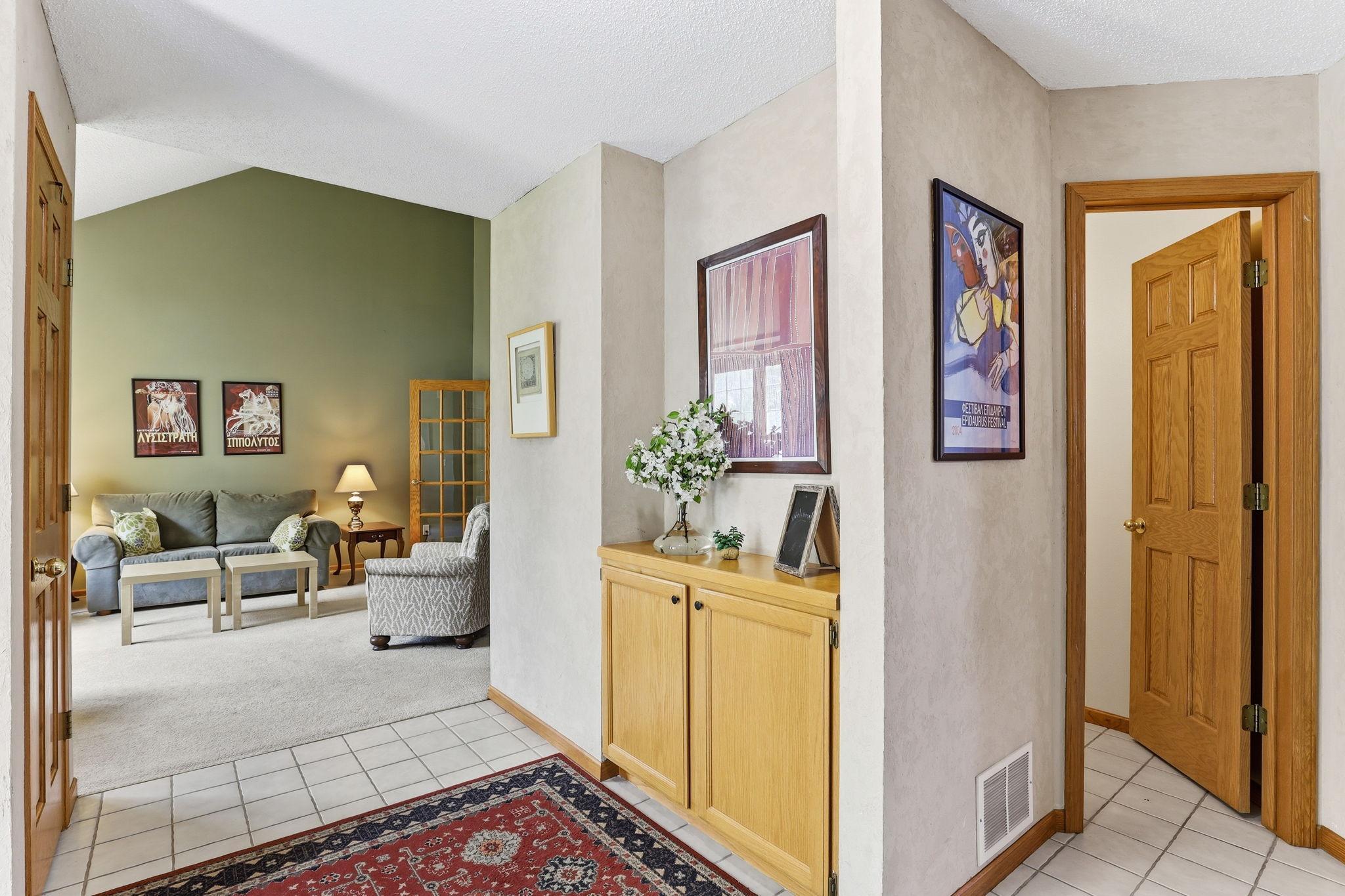 8777 Cottonwood Lane