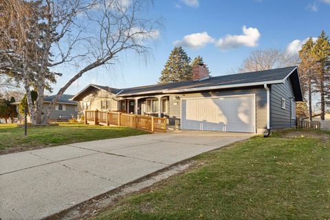 Photo of 1022 3rd Street SW, Faribault, MN 55021 (MLS # 6814508)