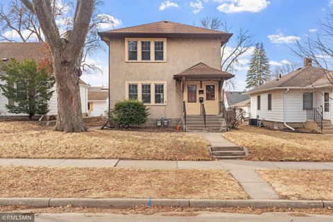 2196 Eleanor Avenue Saint Paul MN 55116