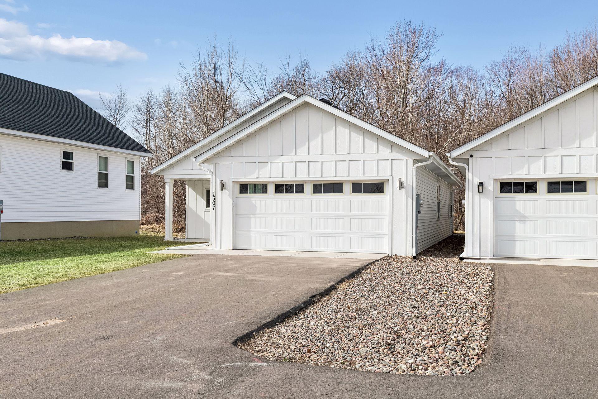1307 Prairie Lane