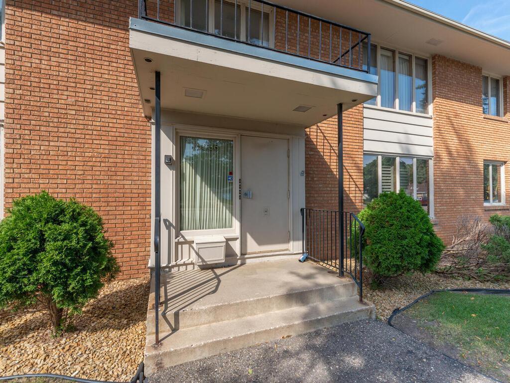 6936 Nicollet Avenue S 4