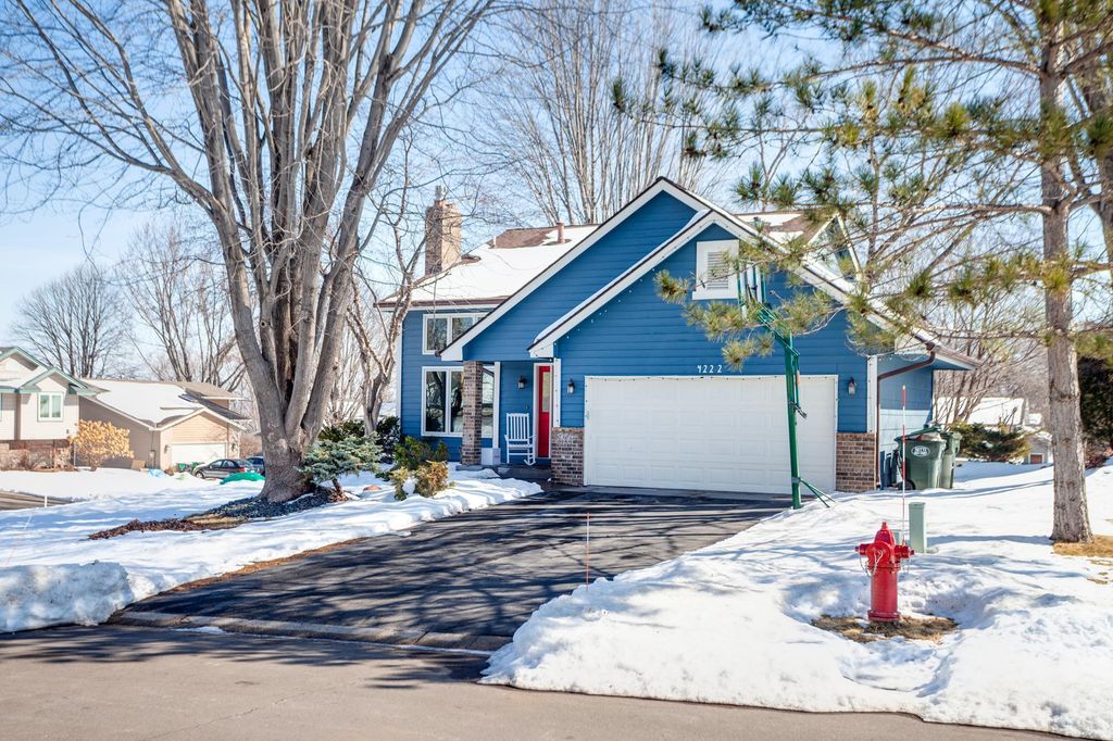 Photo of 4222 Yorktown Drive, Eagan, MN 55123 (MLS # 7041327)