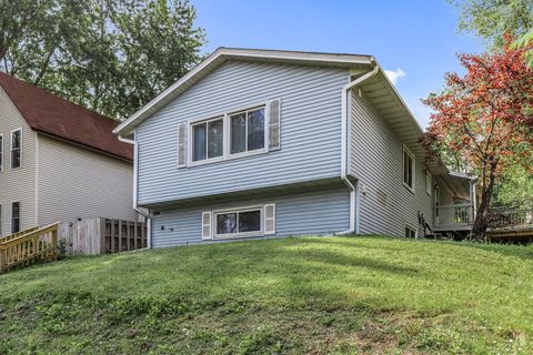 184 Baker Street E Saint Paul MN 55107