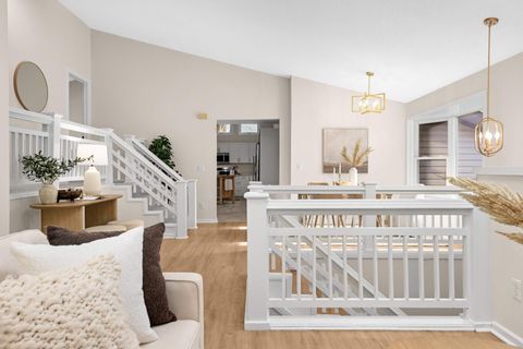 783 Berwood Avenue Vadnais Heights MN 55127