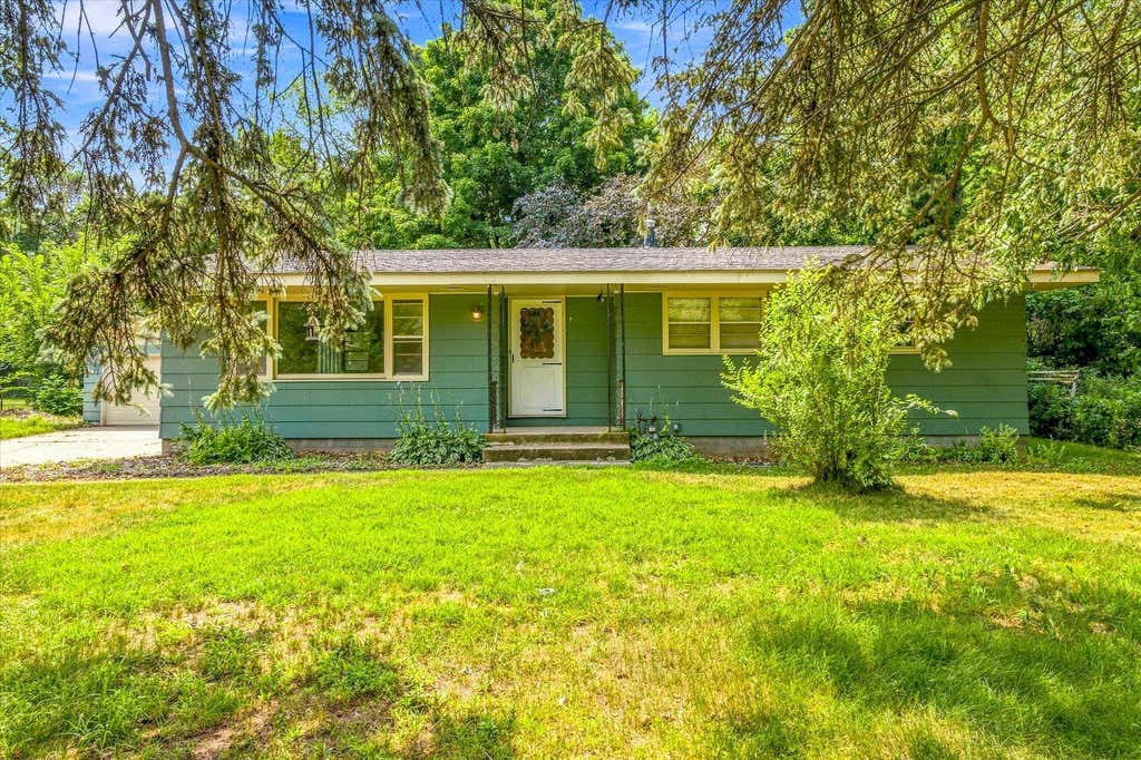 Photo of 332 Wilson Street, Anoka, MN 55303 (MLS # 7107908)
