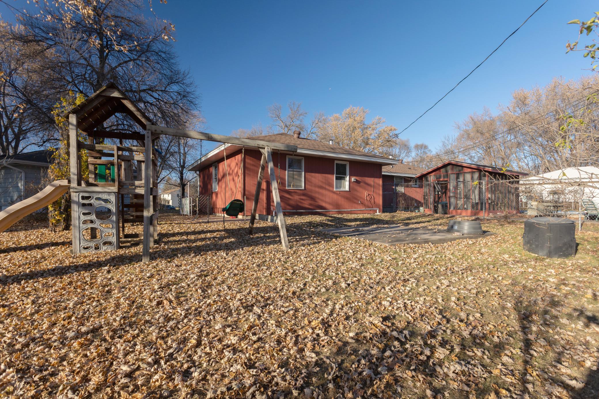 10647 Washington Boulevard NE