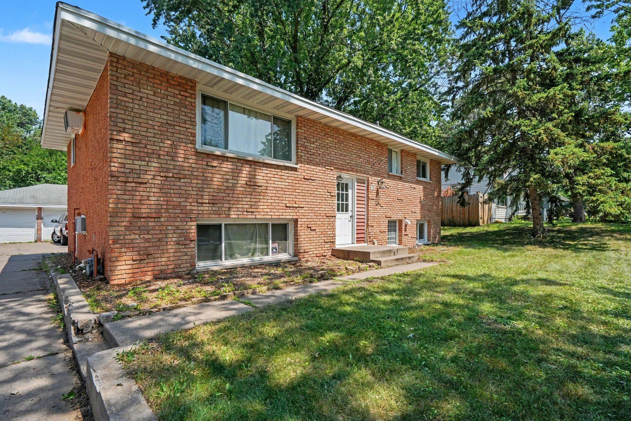 49 91st Lane NE