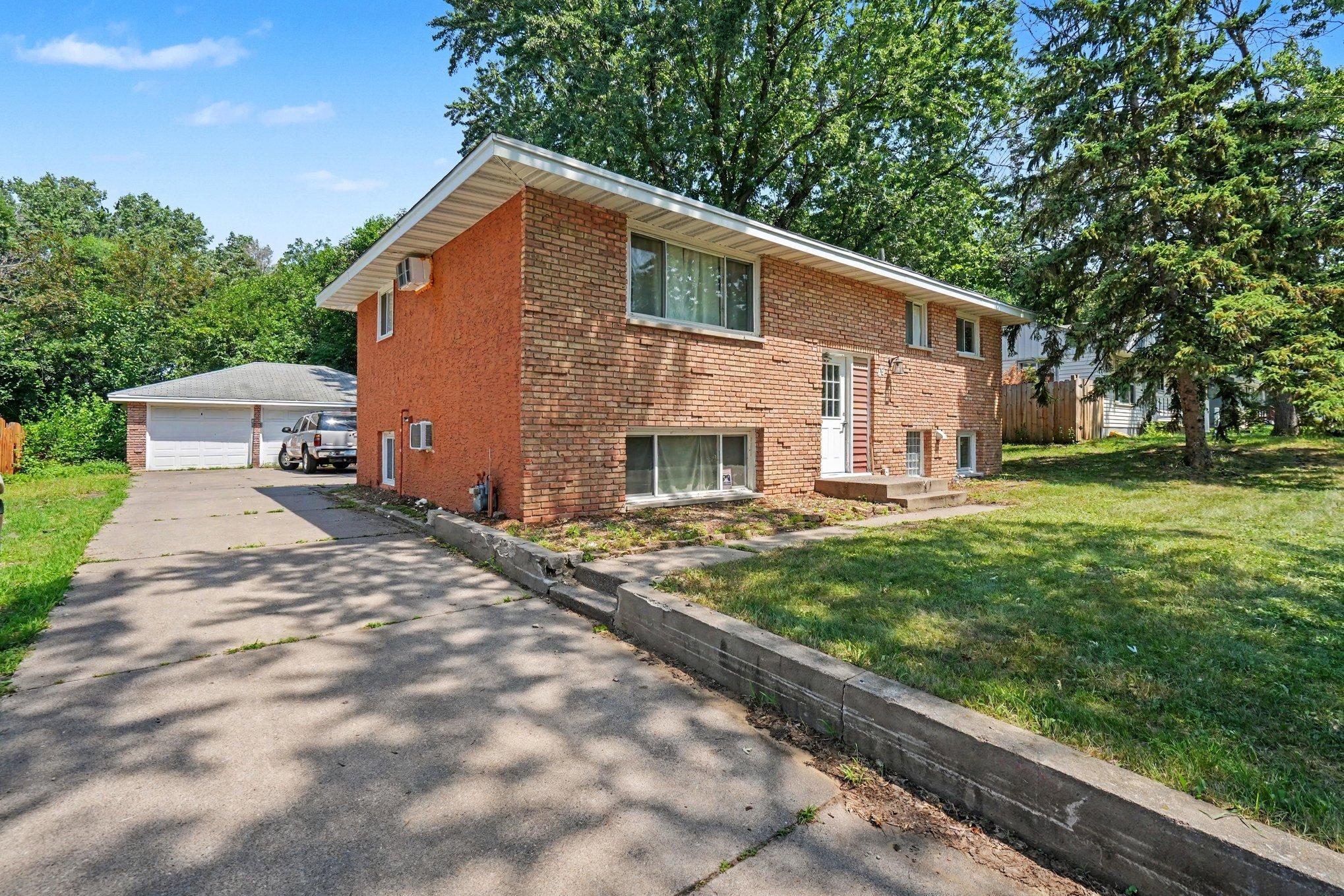 49 91st Lane NE