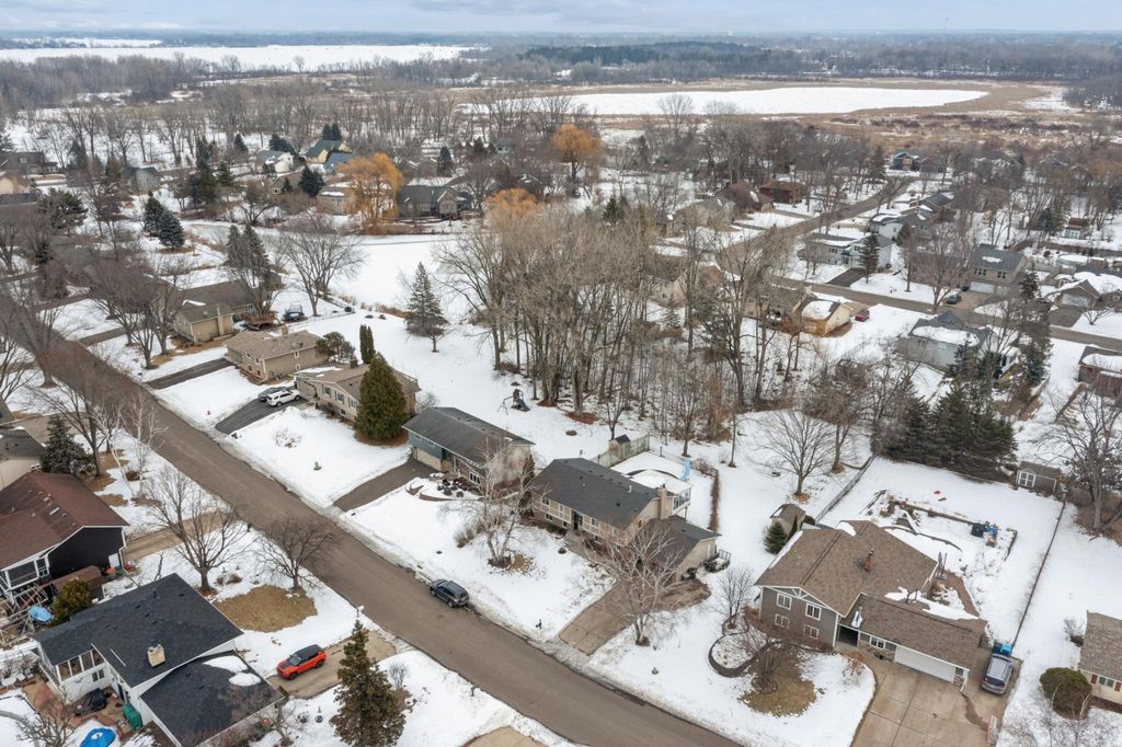 Photo of 6766 E Shadow Lake Drive, Lino Lakes, MN 55014 (MLS # 7016862)