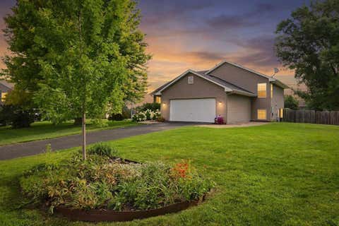 Photo of 809 Morningside Place, Belle Plaine, MN 56011 (MLS # 7116094)