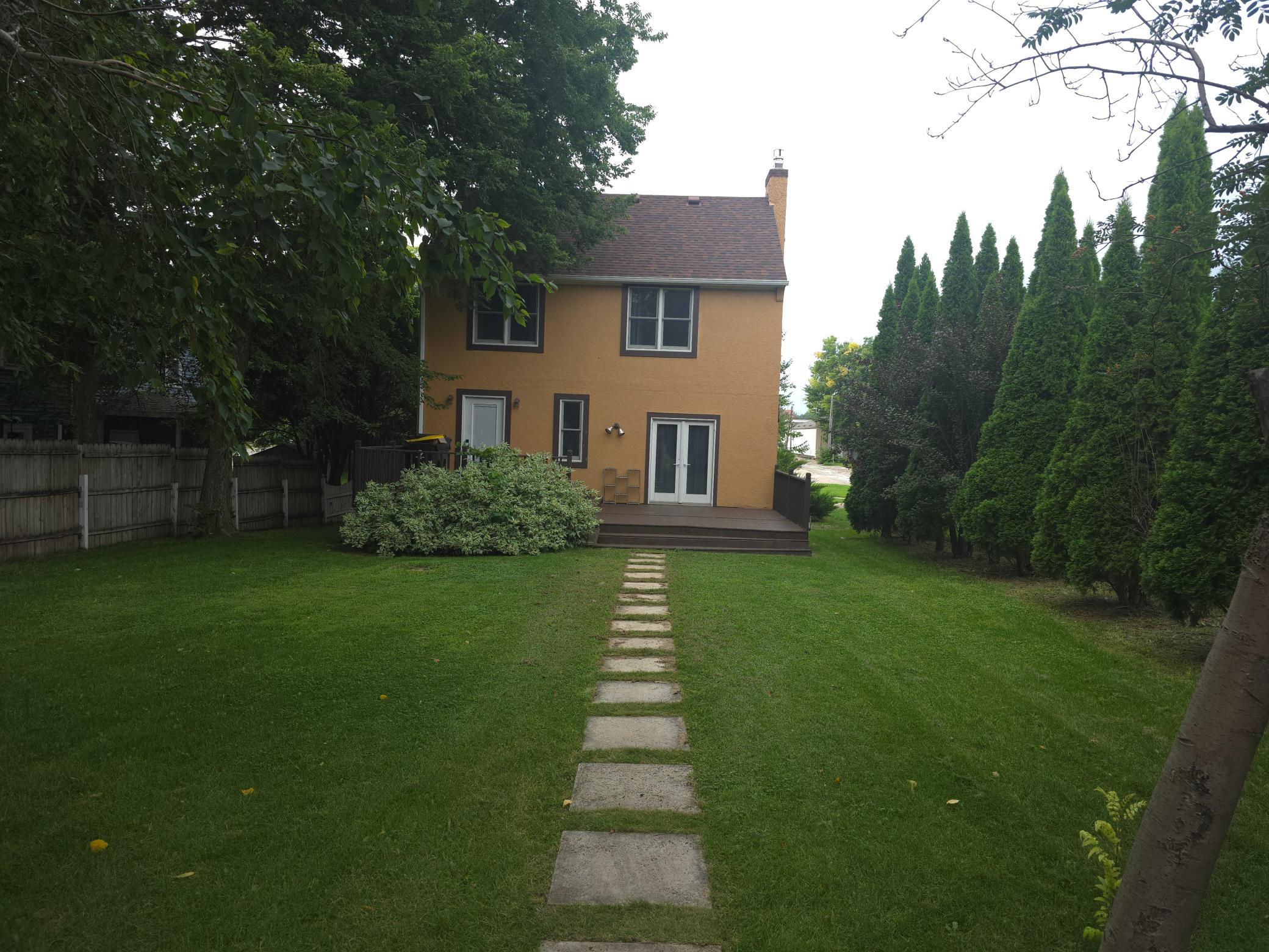 106 Webster Street - Photo 2