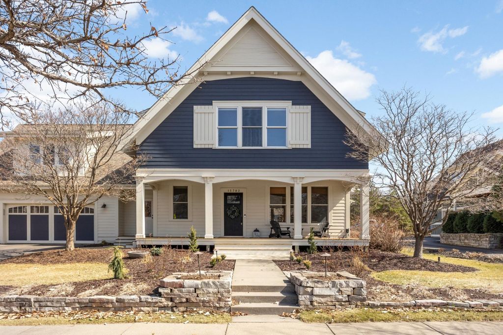 Photo of 15782 Cobblestone Lake Parkway, Apple Valley, MN 55124 (MLS # 7022663)