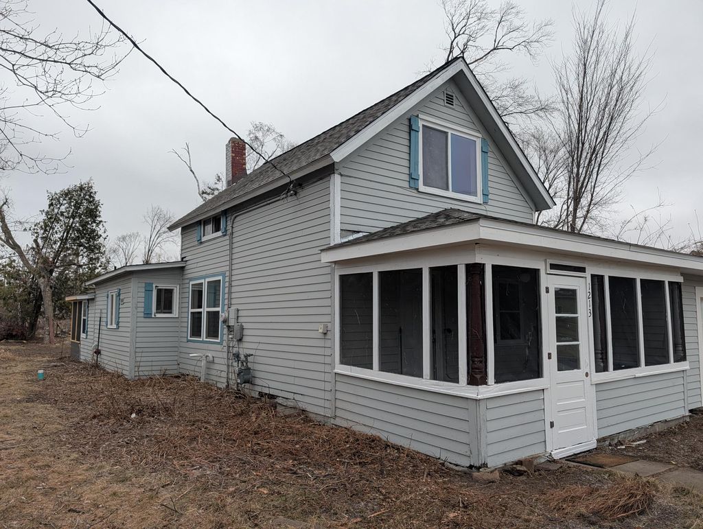 Photo of 1213 Irvine Avenue NW, Bemidji, MN 56601 (MLS # 7045108)