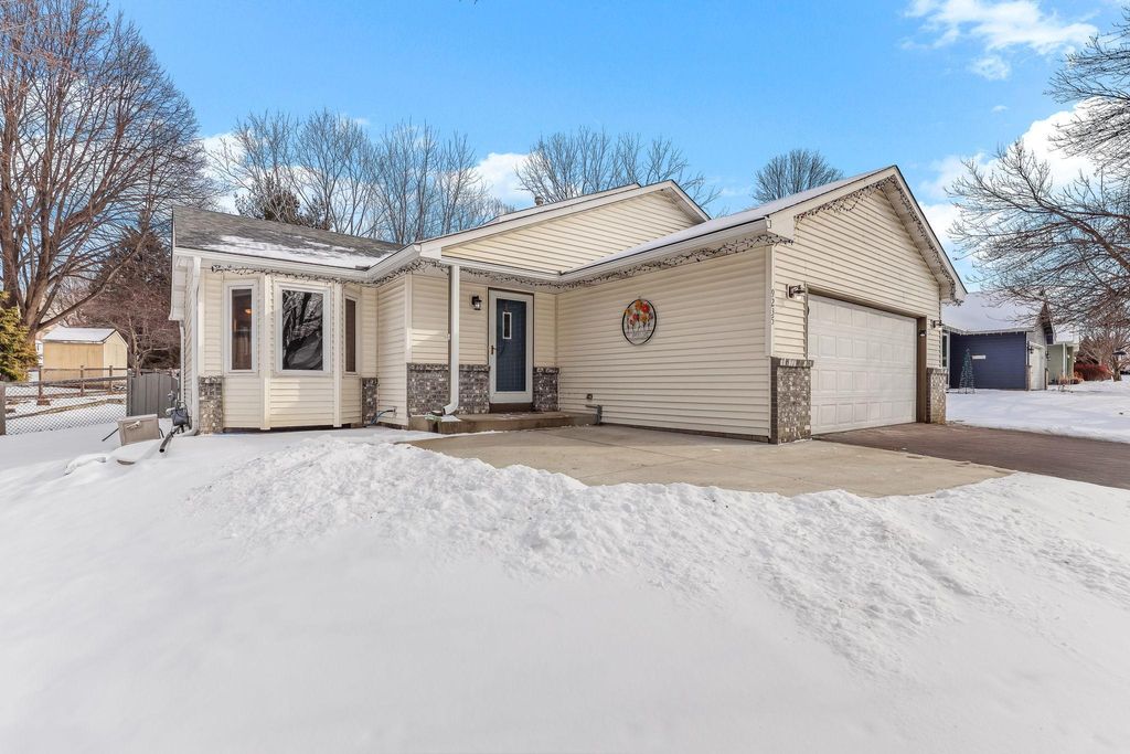 Photo of 9235 Jeffery Avenue S, Cottage Grove, MN 55016 (MLS # 7000822)