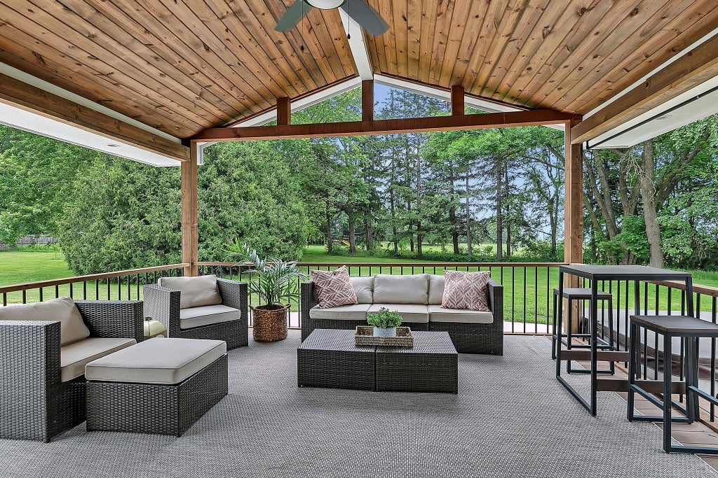Photo of 16807 206th Circle, Hutchinson, MN 55350 (MLS # 7099127)