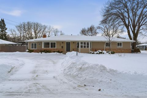 401 E 99th Street Bloomington MN 55420