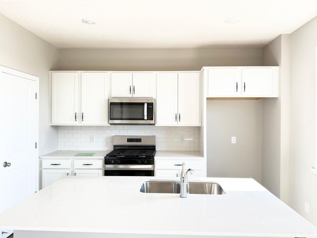 Photo of 927 Redfield Circle, Delano, MN 55328 (MLS # 6824433)