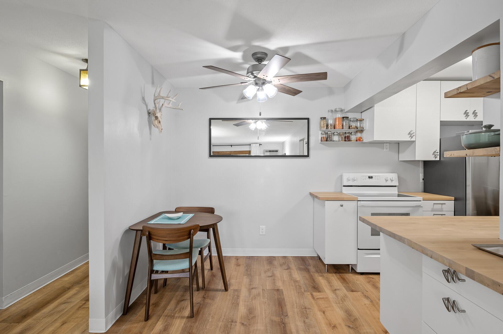 2700 Oxford Street N 139