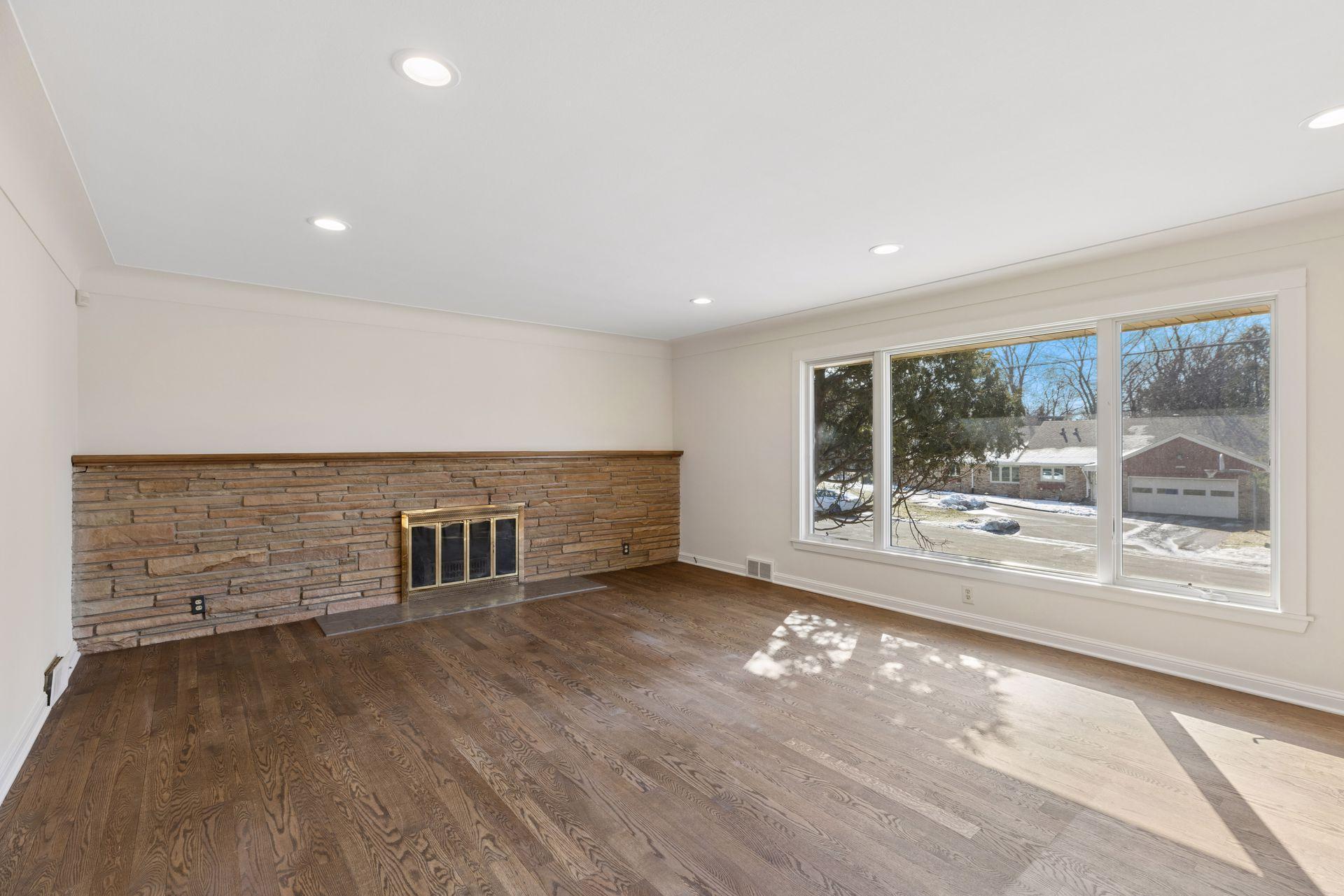 2079 Upper Saint Dennis Road