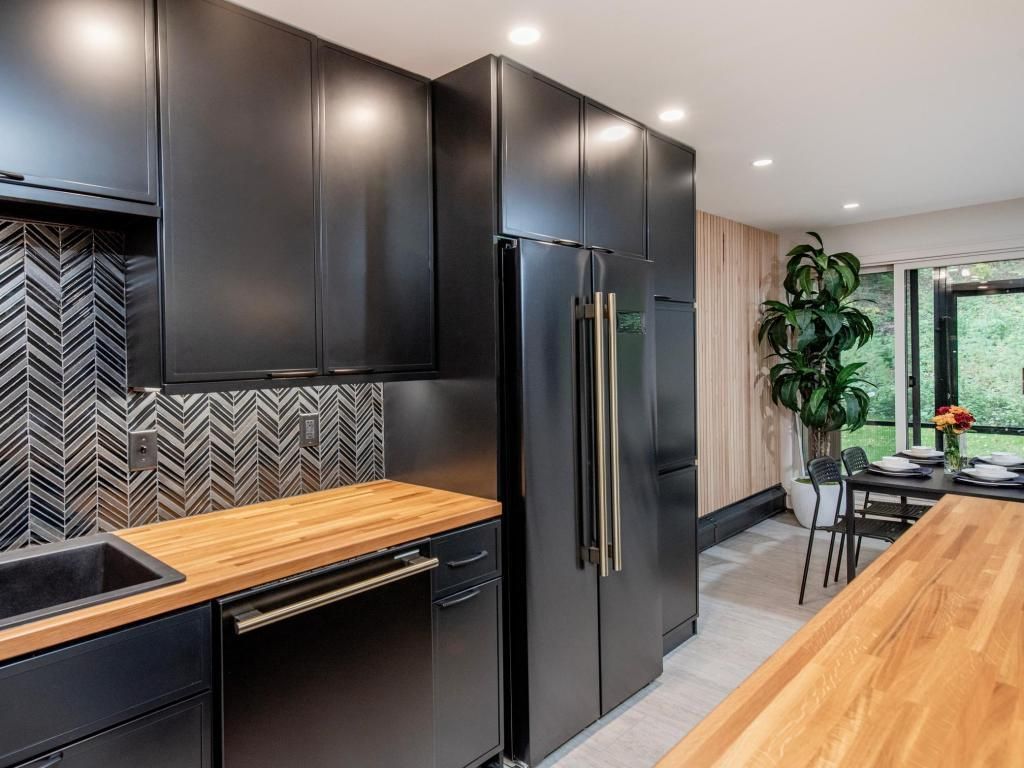 Photo of 7401 W 101st Street #111, Bloomington, MN 55438 (MLS # 6819709)