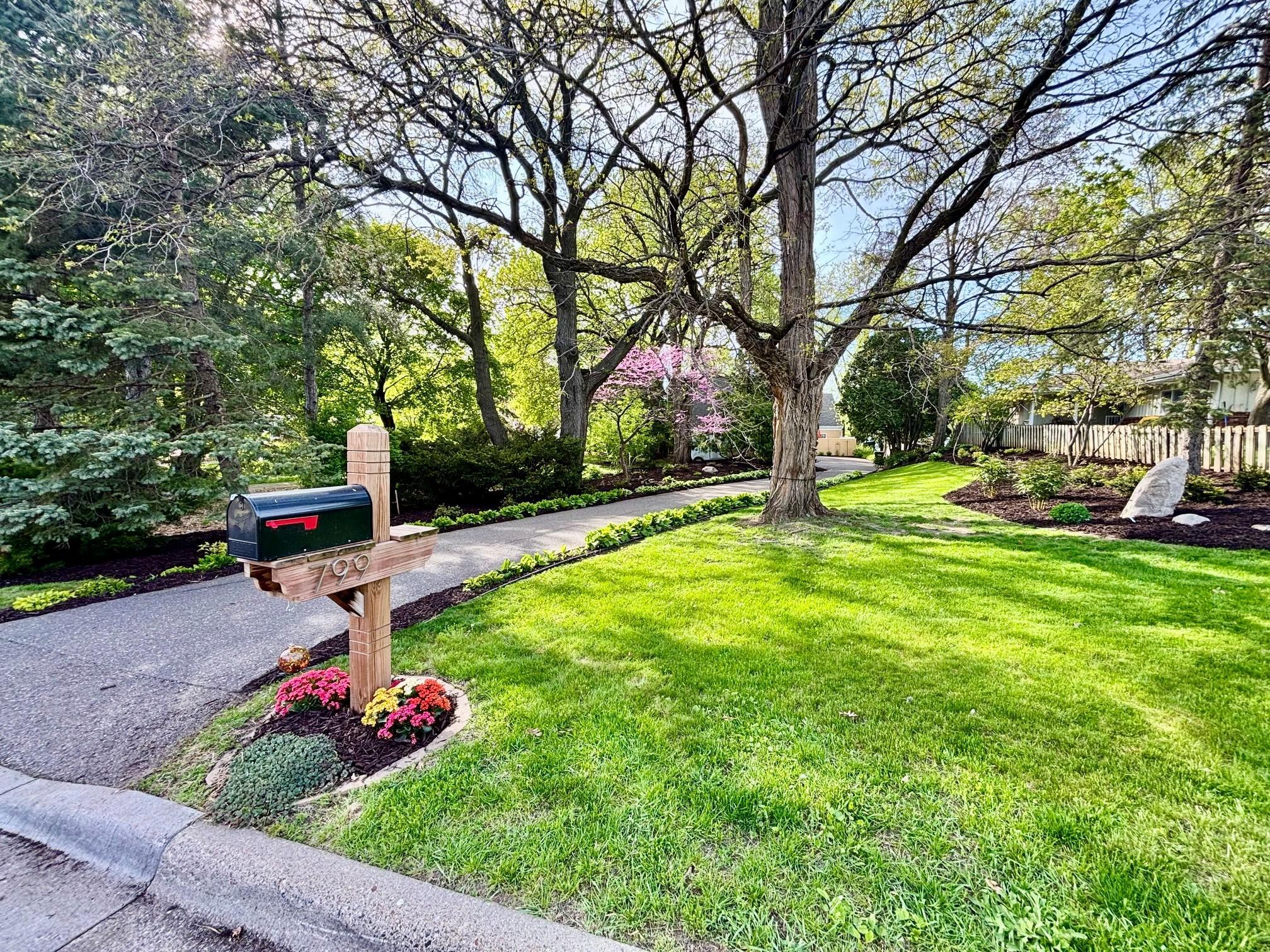 799 Heinel Drive