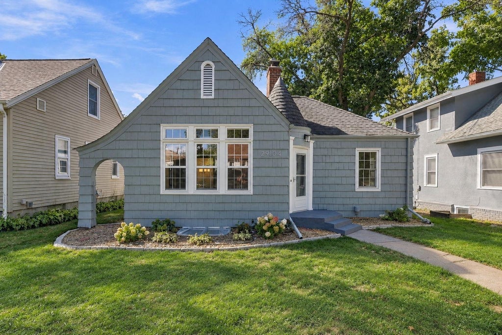 Photo of 2904 Alabama Avenue S, Saint Louis Park, MN 55416 (MLS # 7145573)
