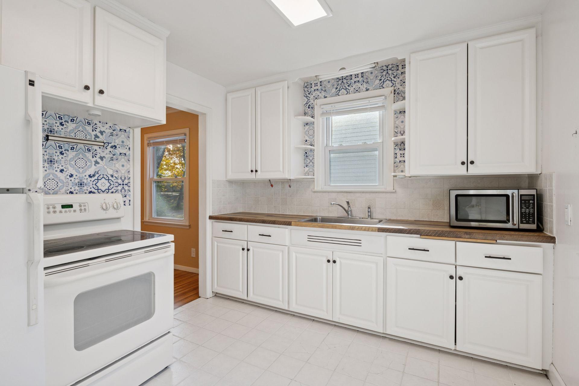 6828 Vincent Avenue S