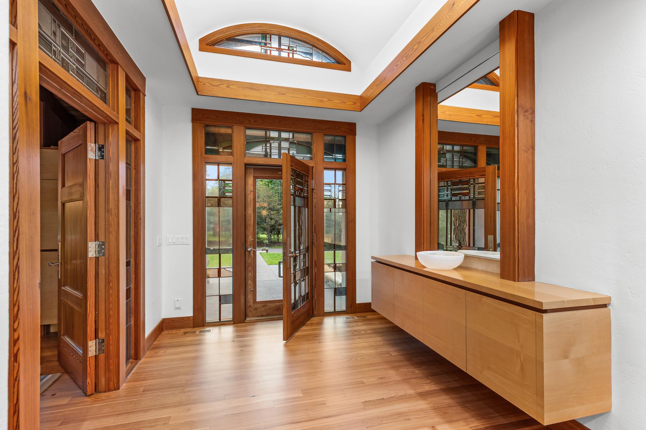 1492 Homestead Trail