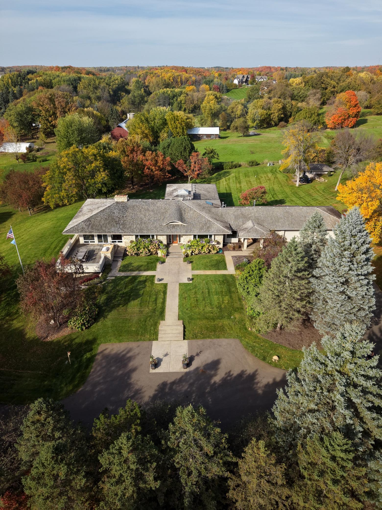 1492 Homestead Trail