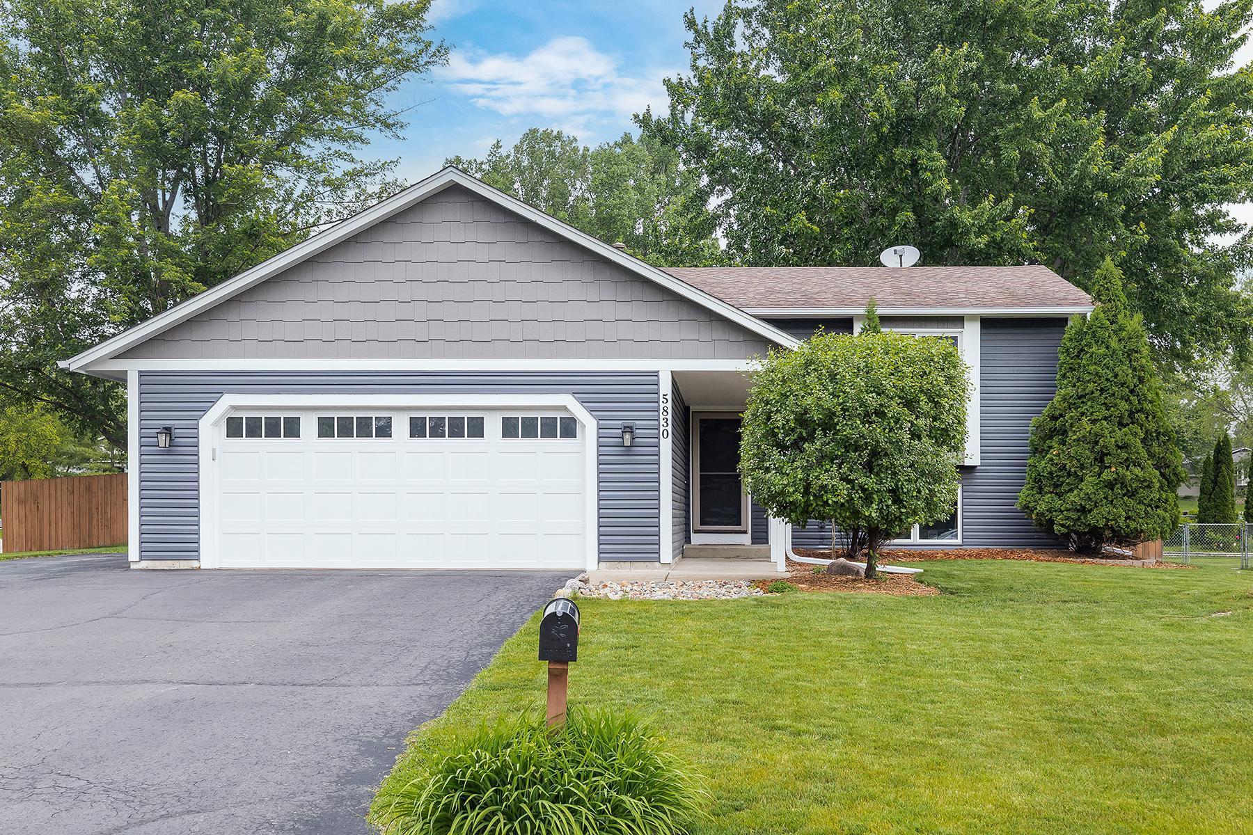 5830 W 139th Street