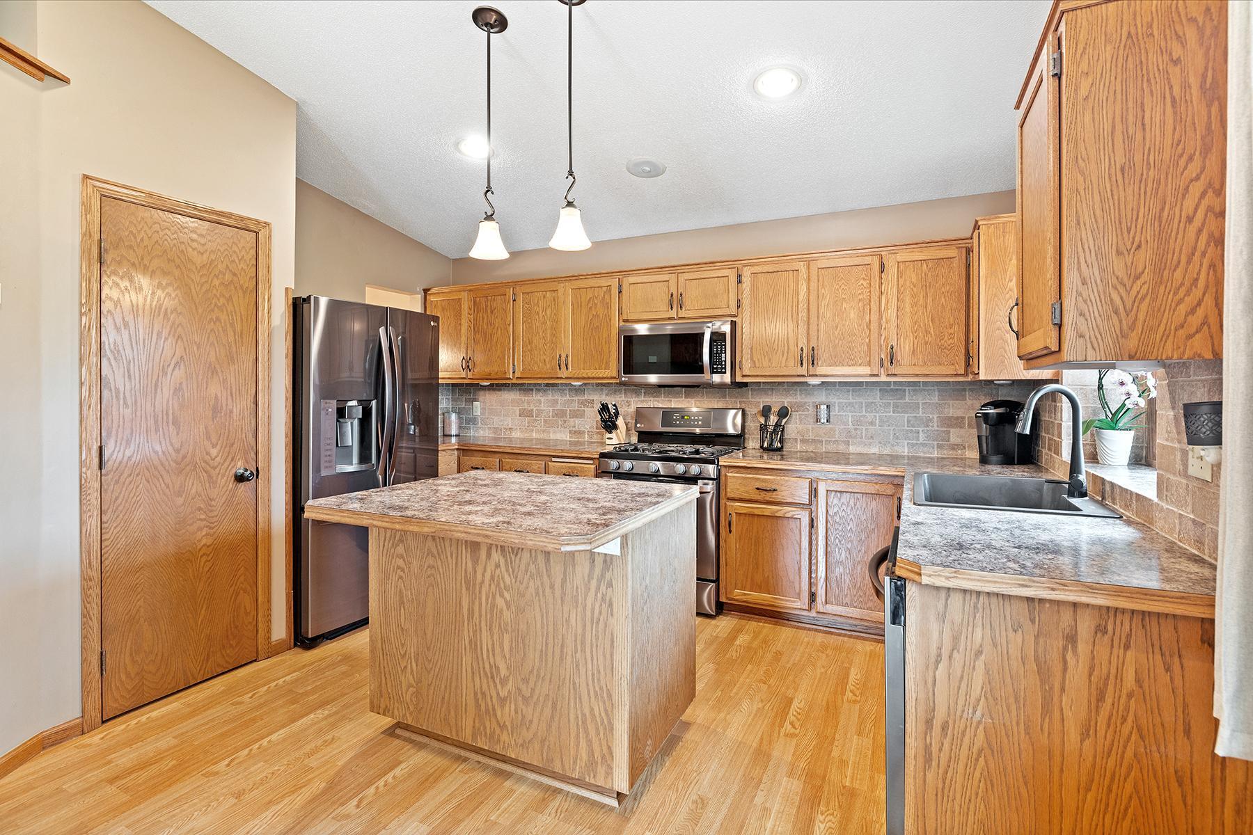5830 W 139th Street