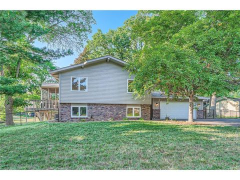 3979 Woodview Drive Vadnais Heights MN 55127