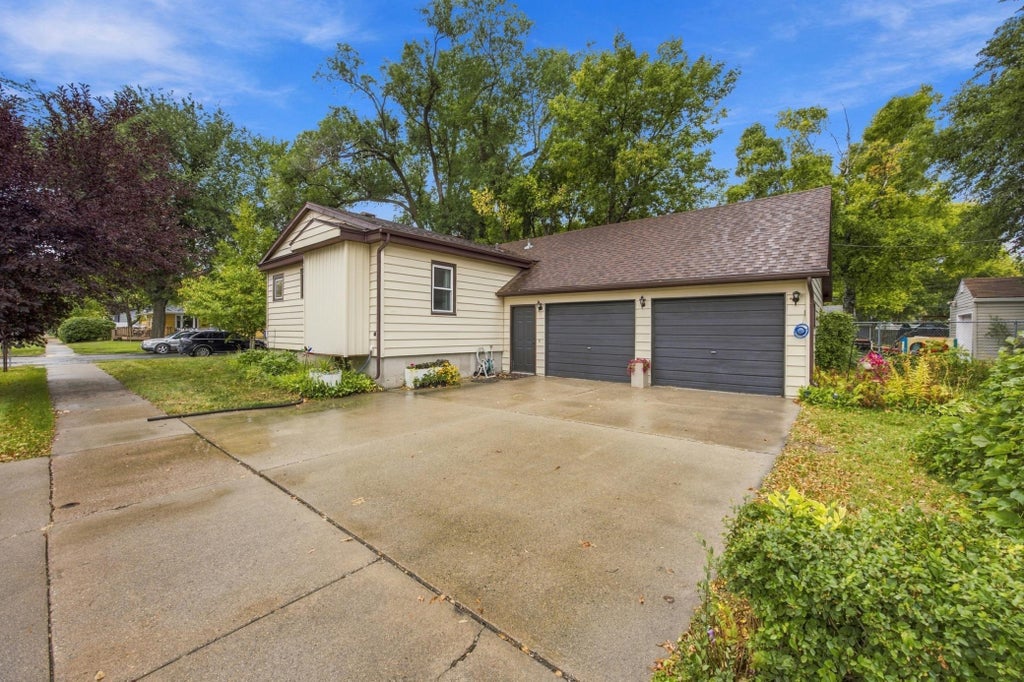 Photo of 1621 12th Avenue S, Fargo, ND 58103 (MLS # 7147161)