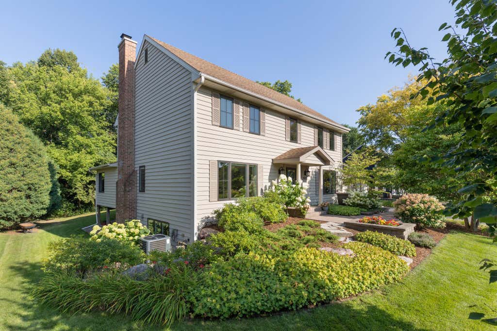 Photo of 9017 Larkspur Lane, Eden Prairie, MN 55347 (MLS # 7129446)