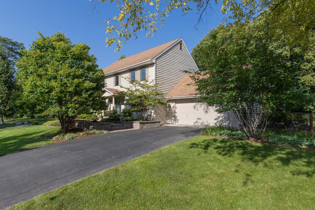 Photo of 9017 Larkspur Lane, Eden Prairie, MN 55347 (MLS # 7129446)