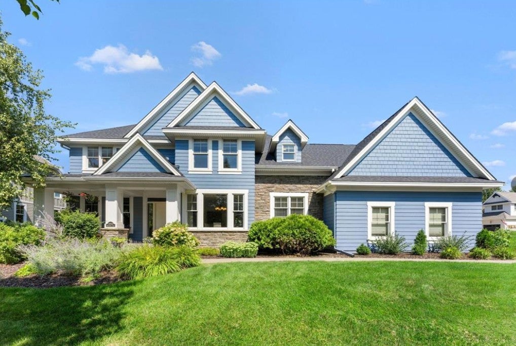 Photo of 10930 Bentwater Lane, Woodbury, MN 55129 (MLS # 7154256)