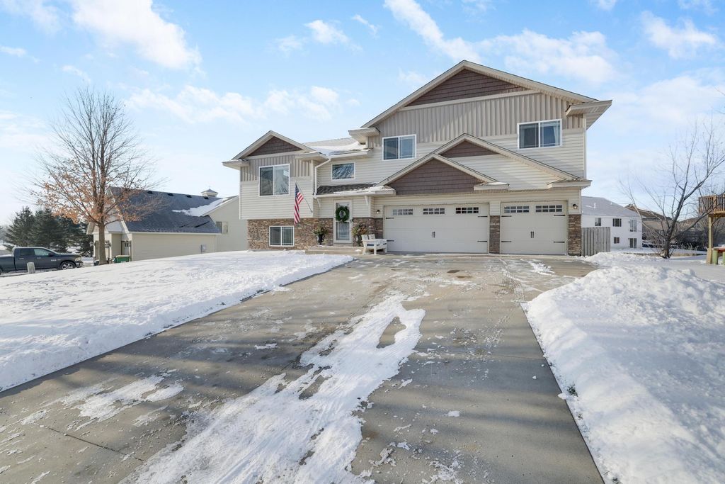 Photo of 5160 Harvest Curve, Mayer, MN 55360 (MLS # 6820681)