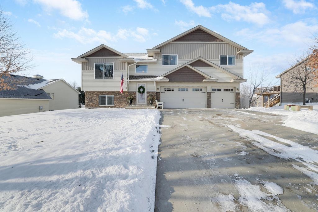 Photo of 5160 Harvest Curve, Mayer, MN 55360 (MLS # 6820681)