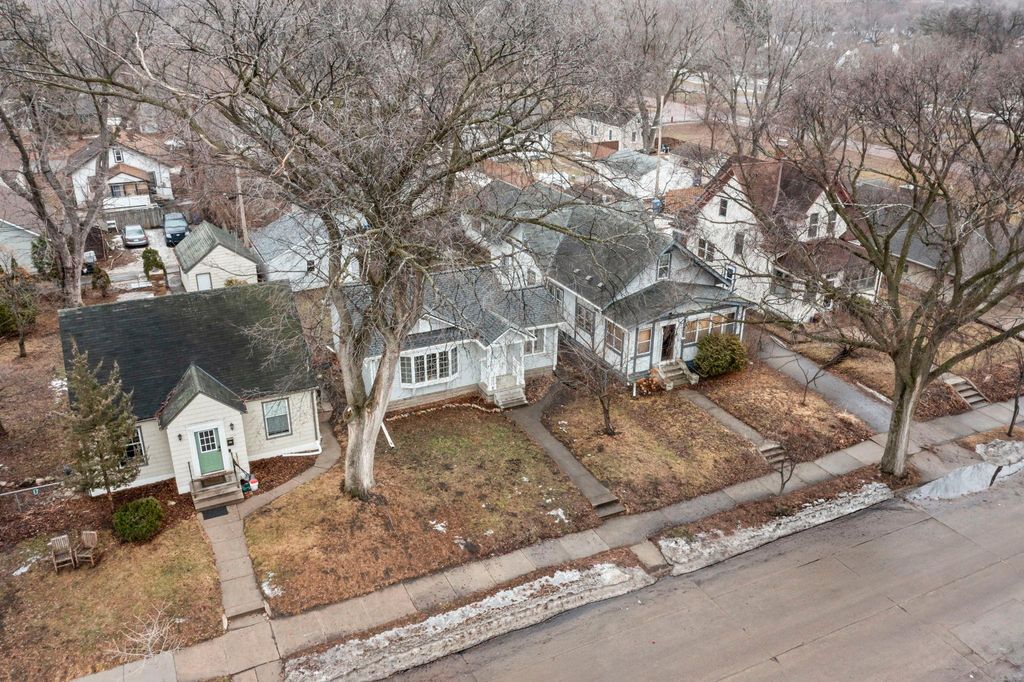Photo of 4534 Queen Avenue N, Minneapolis, MN 55412 (MLS # 7029427)