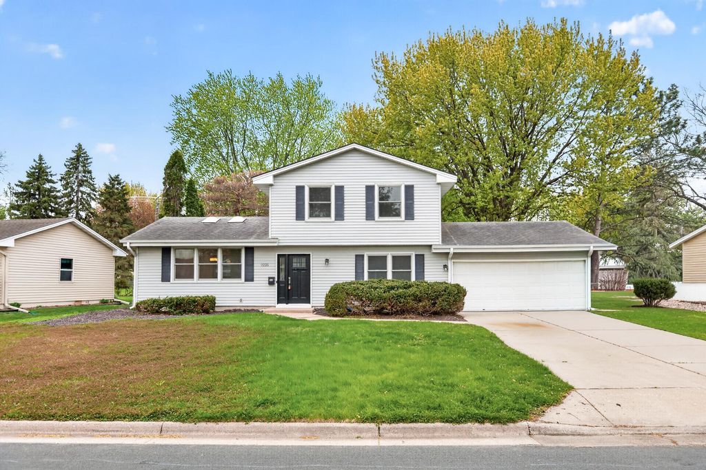 Photo of 9225 Northwood Parkway, New Hope, MN 55427 (MLS # 7078064)