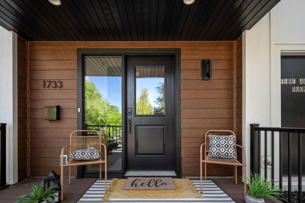 Photo of 1733 3rd Street NE, Minneapolis, MN 55408 (MLS # 7075493)