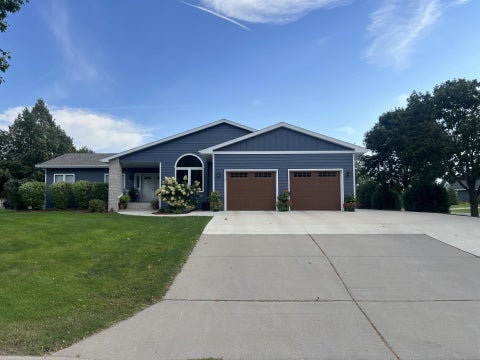 Photo of 825 S Hubbard Avenue, Litchfield, MN 55355 (MLS # 7143016)