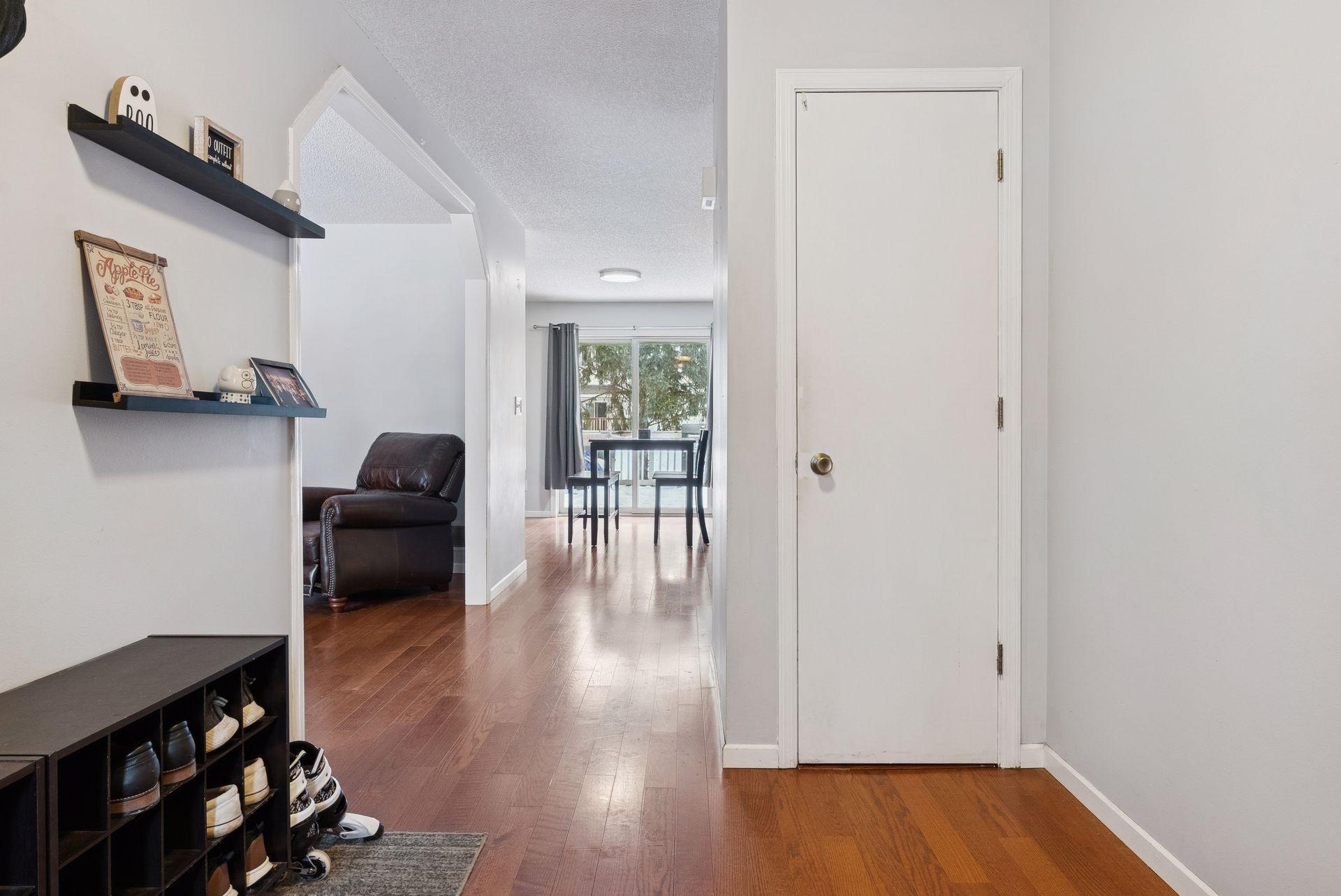 1077 Bonnieview Drive