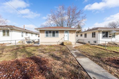 5214 Oliver Avenue N Minneapolis MN 55430